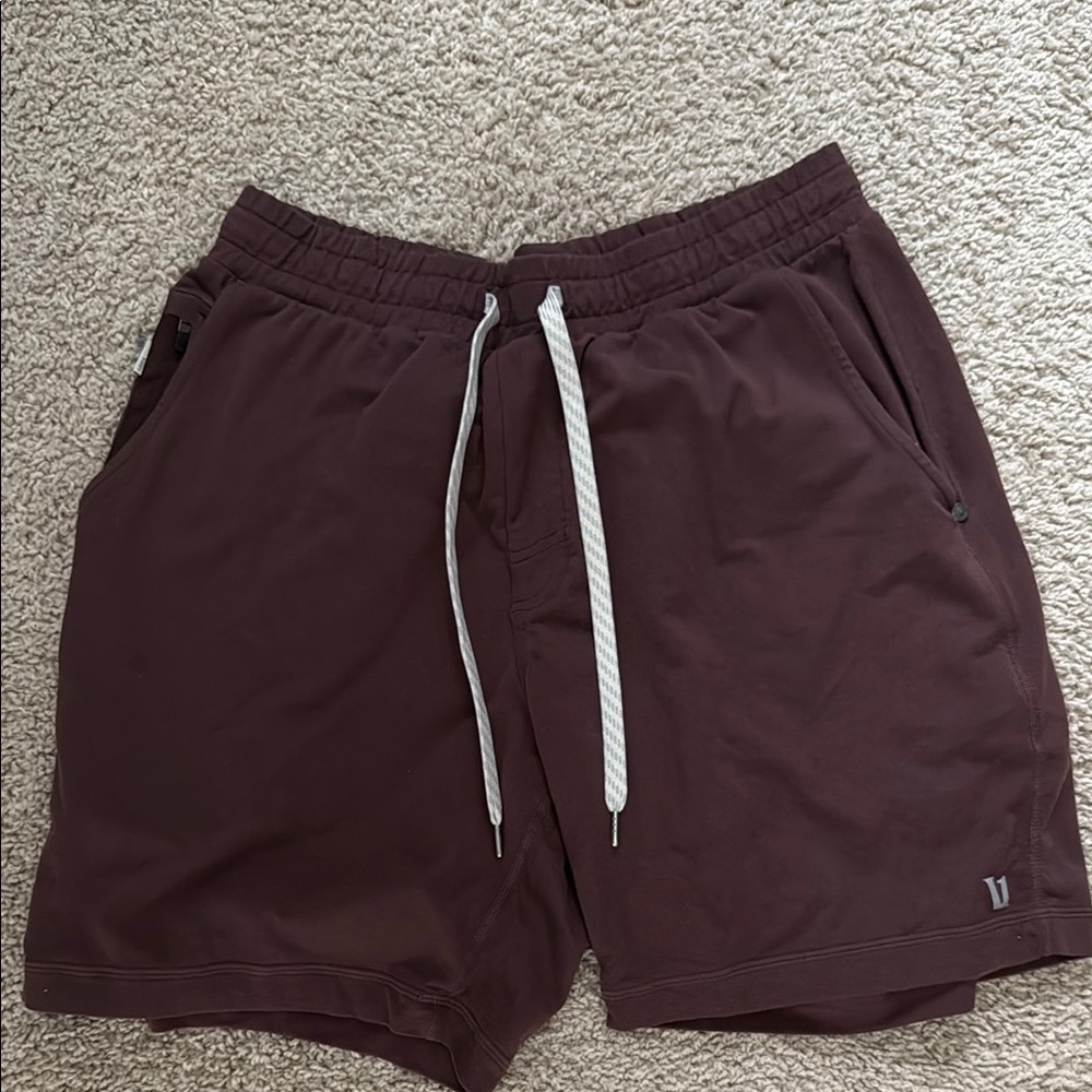 Vuori Brown Athletic Shorts with Elastic Waistband
